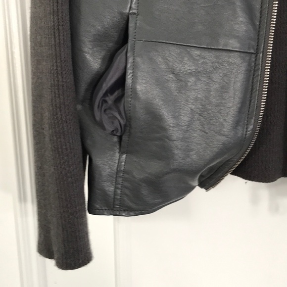 Jaclyn Smith sweater size M - Picture 4 of 9